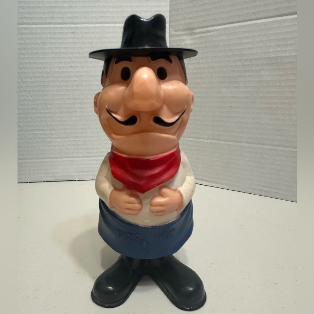 VTG. 70’s extremely rare Pizza Hut Pete plastic coin bank
